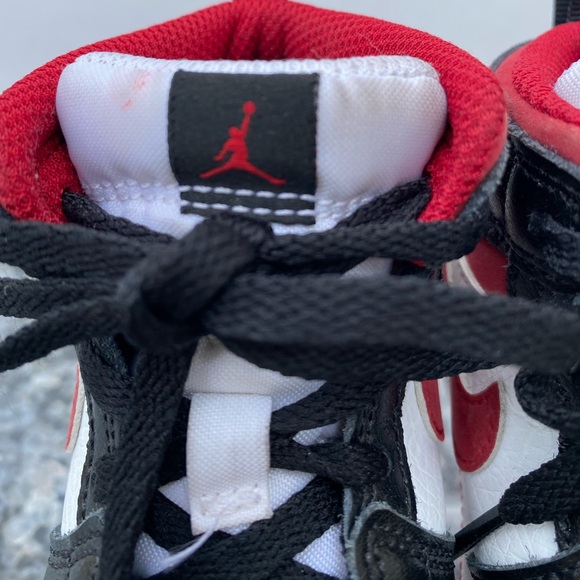 Nike Air Jordan 1 Mid TD White Gym Red Black 640735-122 Baby Toddler Size 7C - Picture 9 of 12